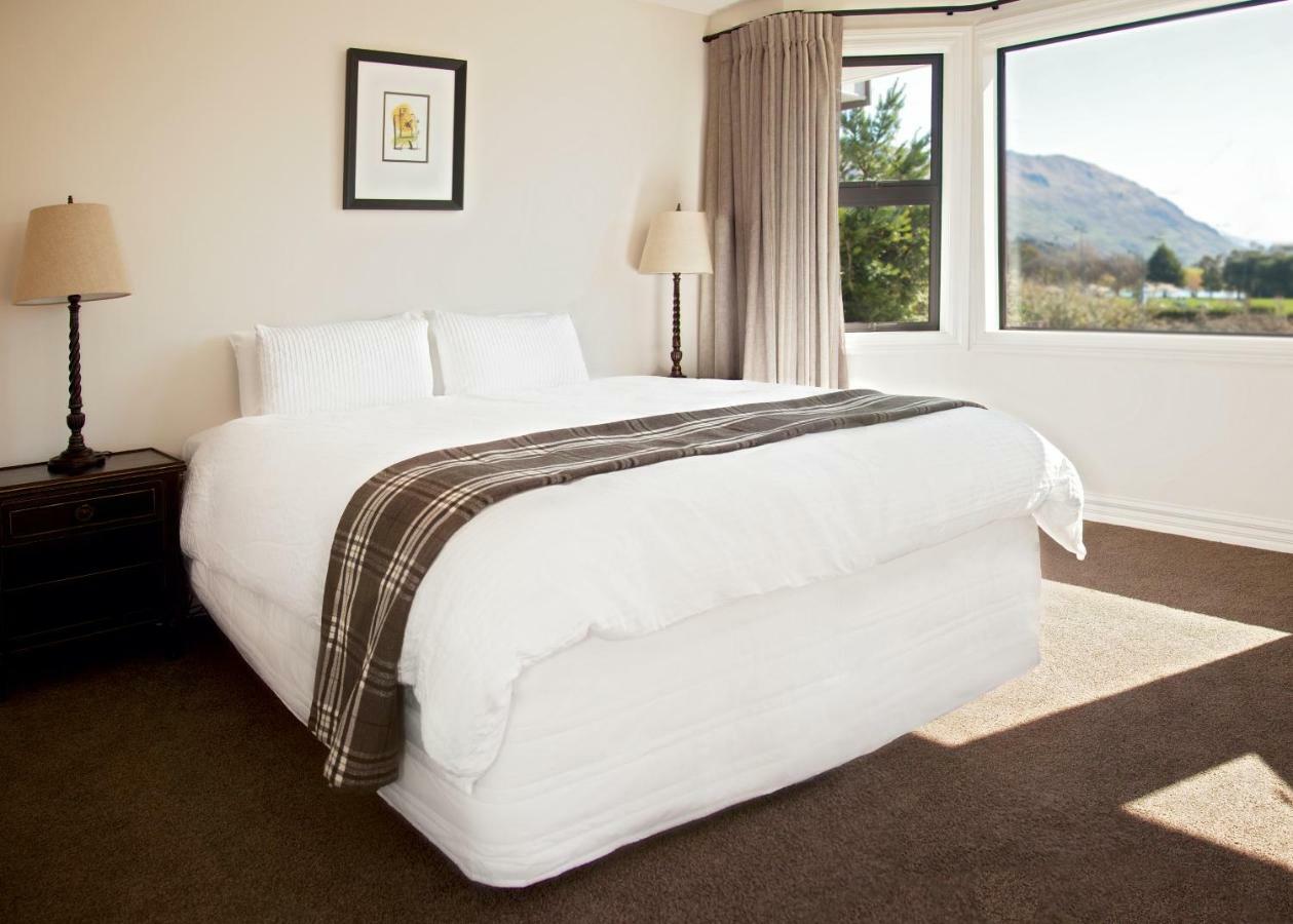 Pembroke Lodge Wanaka Exterior photo